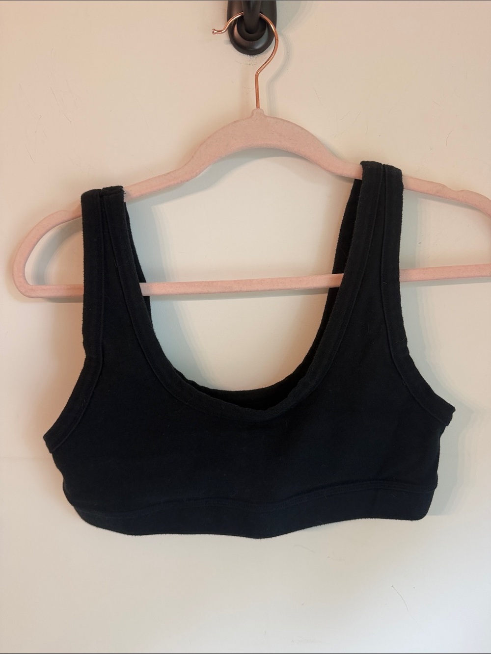 SKIMS Black Scoop Sports Bralette